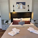 شقة Sanhaus Apartments - Apartamenty Soleil
